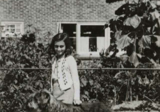 Anne Frank (8)