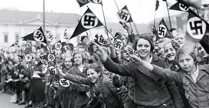 austria-waving-nazi-flag